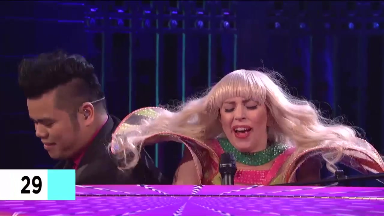 Lady Gaga 35岁生日快乐!![生日蛋糕][生日蛋糕][生日蛋糕]很荣幸能够跟La