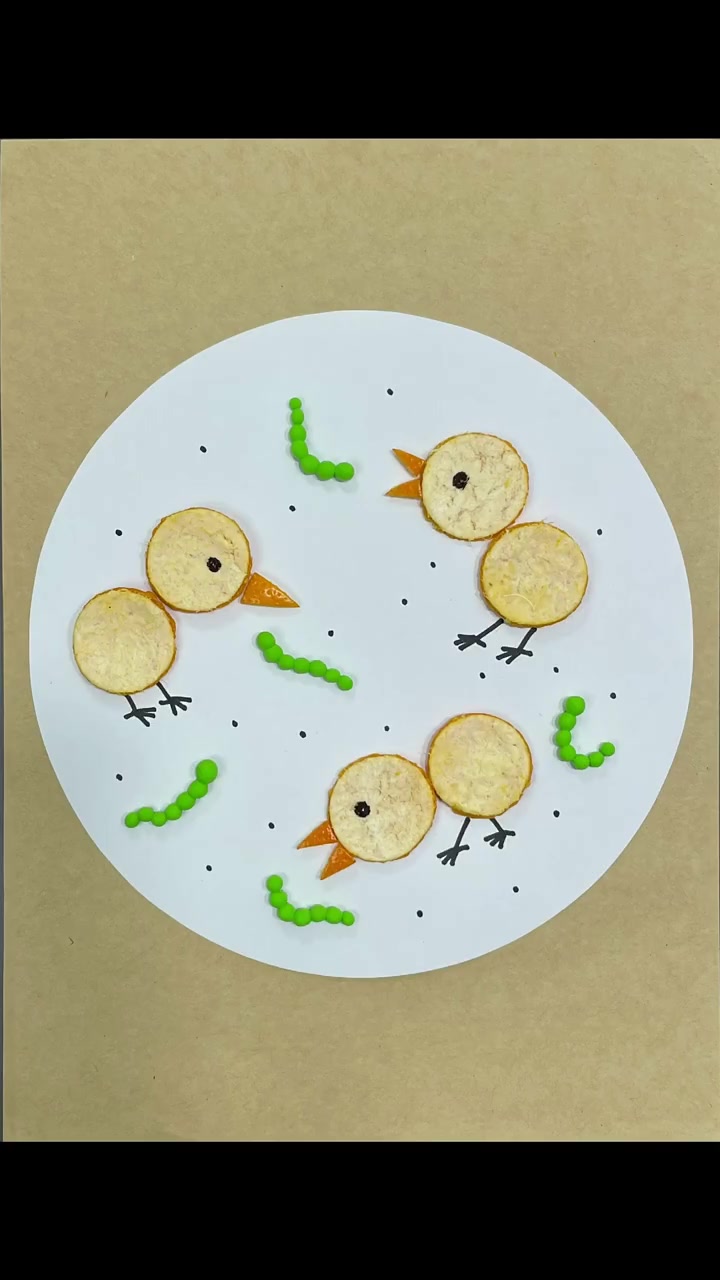 橘子皮还能做小鸡拼贴画,真是太有创意了