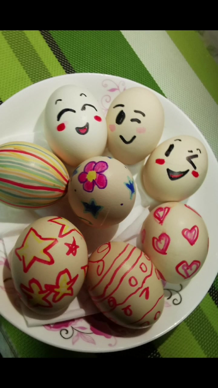 清明节习俗,画鸡蛋。
