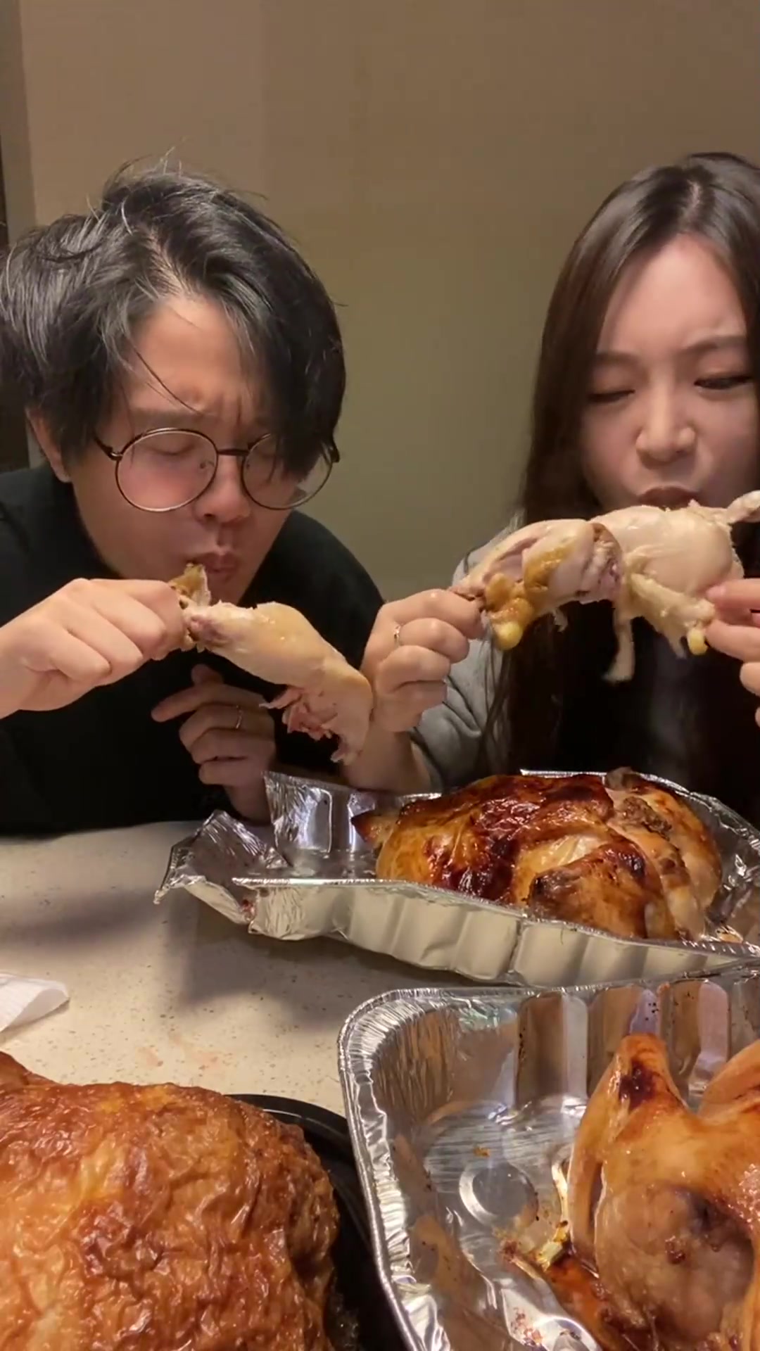 这只宛如烧鹅般的烤鸡,让我们实现了烤鸡自由,这也太香了吧!