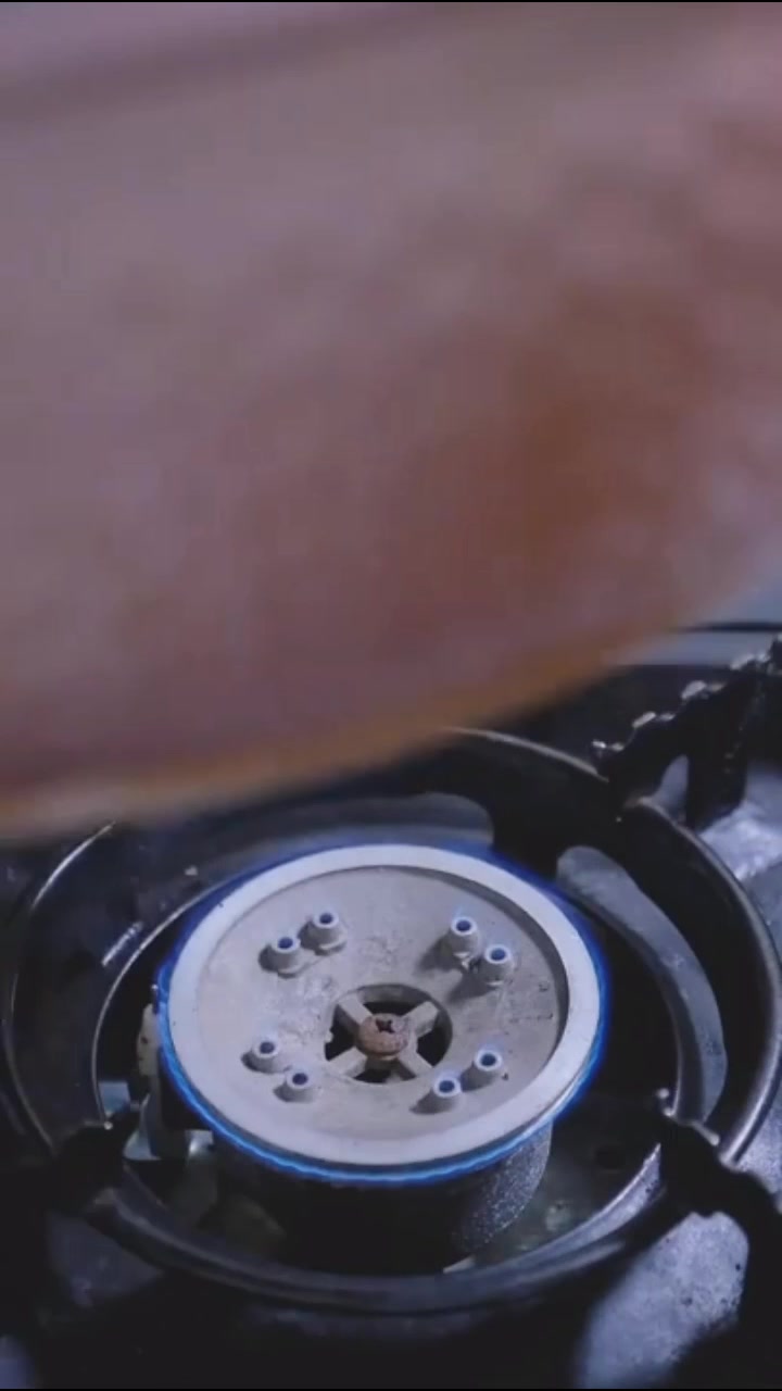 不能说是超级正宗的天津煎饼果子吧,超级好吃还是可以担当的!