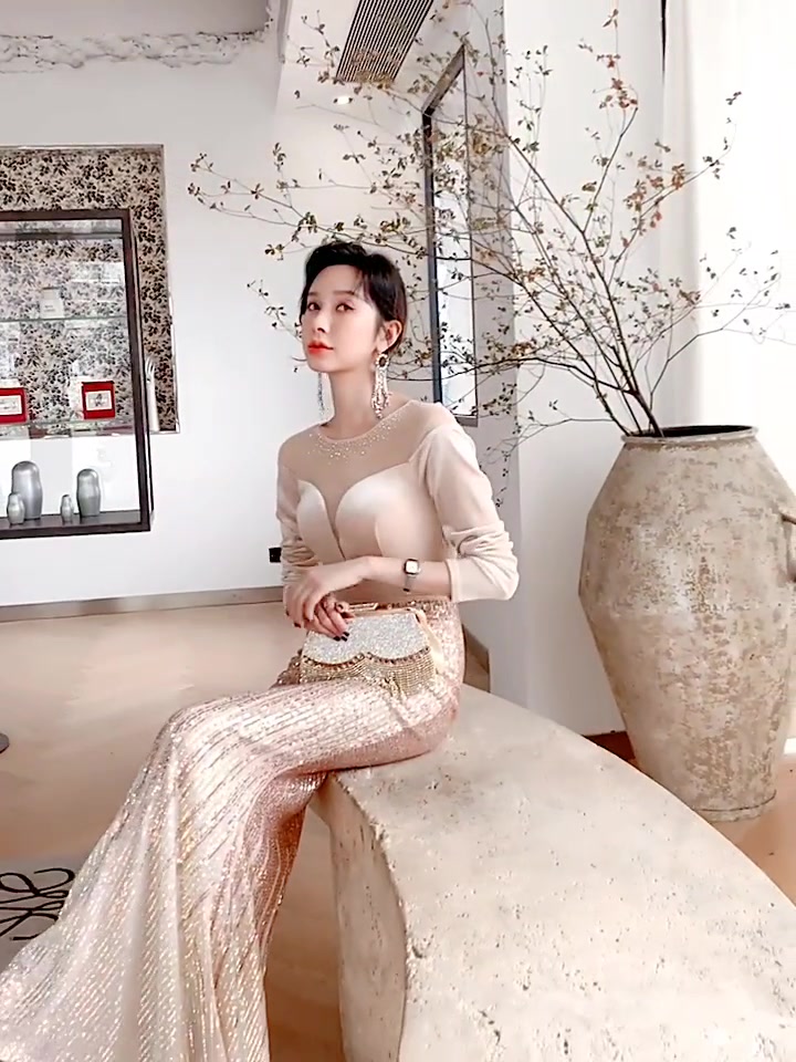 夏季性感肉色金身套装女装时装性感模特美女佳人