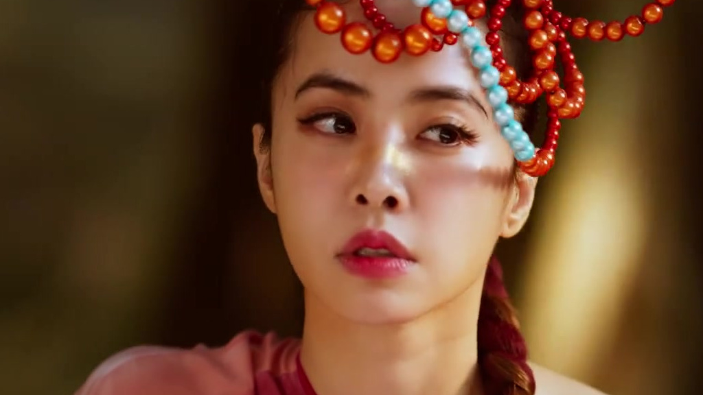 @蔡依林新歌MV 上线!MV取景于电影《少年派的奇幻漂流》的拍摄地,在五彩斑斓的奇幻场景中