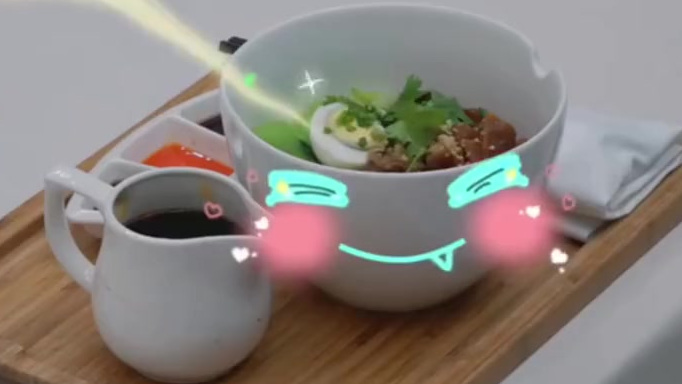 #娱圈吃瓜日曝社# 张翰在节目中大口大口的吃牛肉面看着就香!之前张翰因为吃一碗面还被骂,这