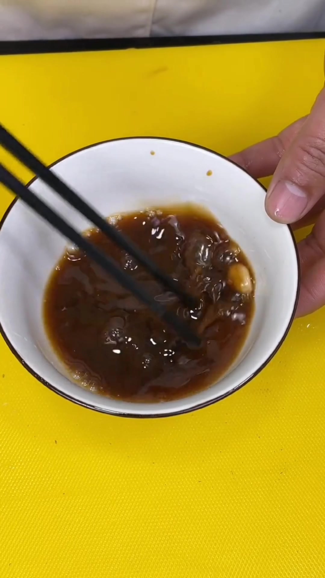 小鸡炖蘑菇吃腻了,就来试试蘑菇这样子的做法吧