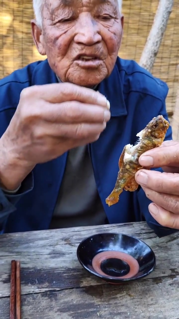 这就是山东喝酒硬菜,一般人不敢想象,恕我直言太地道了!