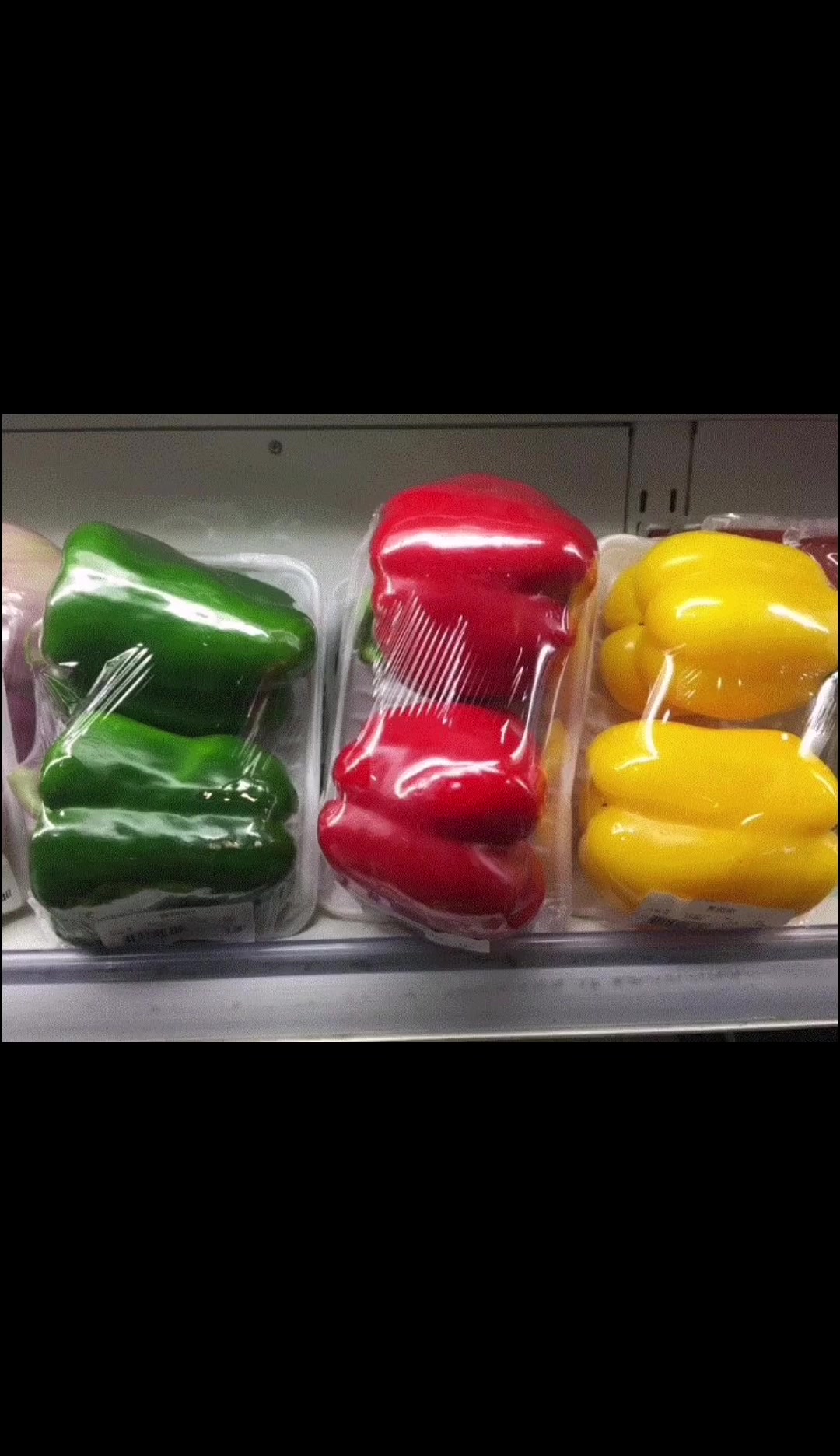 商超保鲜膜拖盒包装机,生鲜蔬菜果蔬包装,就怎么简单!