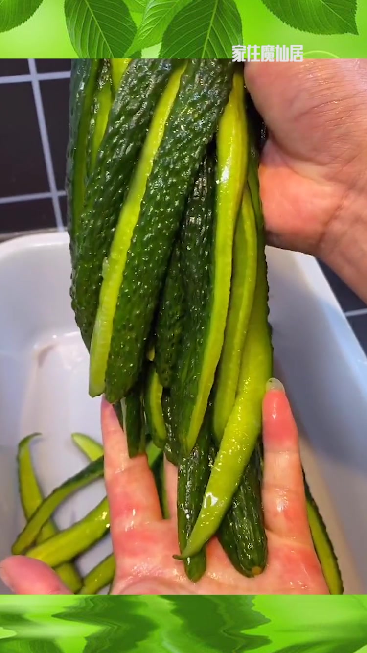 家常腌黄瓜,学会这样做再也不用去卖咸菜吃了!简单易学还下饭