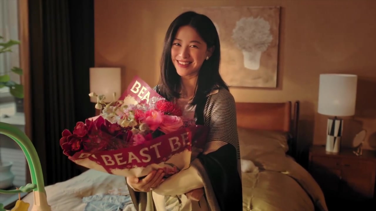 母亲节快来了,我在野兽派花店 做实习花艺师,遇到了几个订花故事:有甜蜜的、还有泪目的。其实