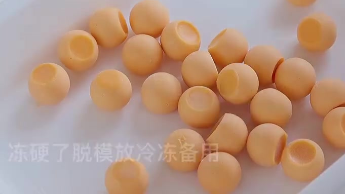 #美食# 夏季来了,好吃的绿豆糕,咬一口流心!真是无法形容的满足,想吃就自己动手吧!