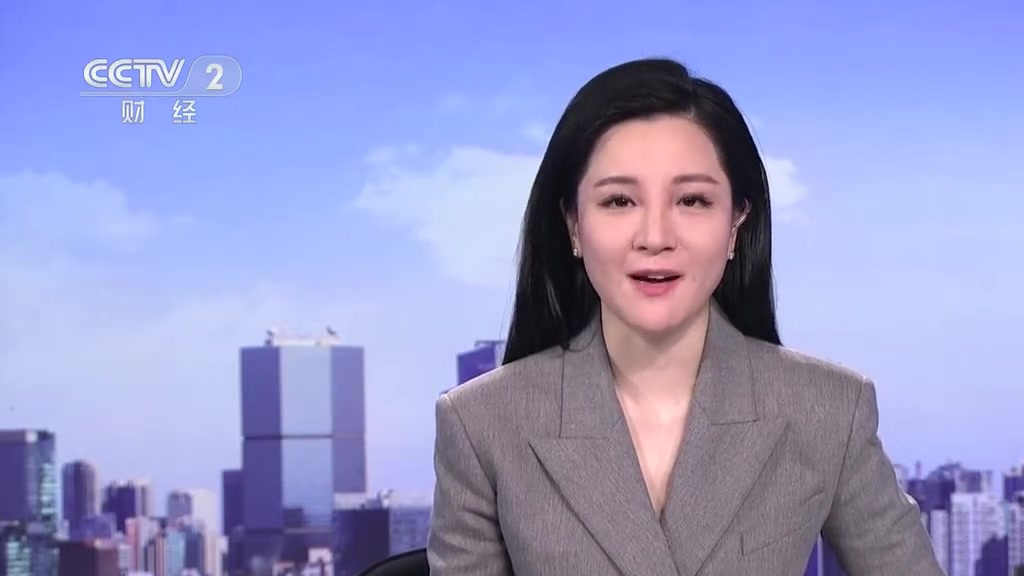 #经济观察# 【小龙虾一斤降价十几元 养殖户:养小龙虾年赚三十万】五月,小龙虾逐渐大批量上