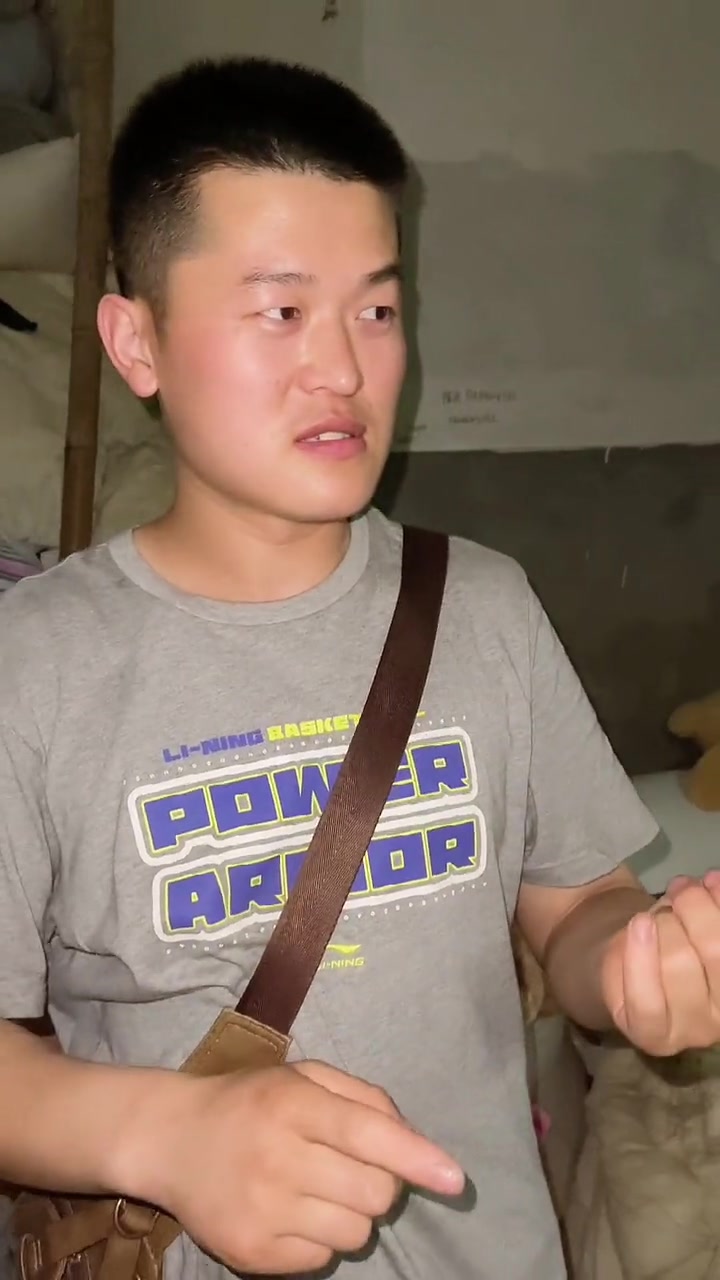 旧衣服回收挣钱不?怎么收?怎么卖?看完你就明白了!
