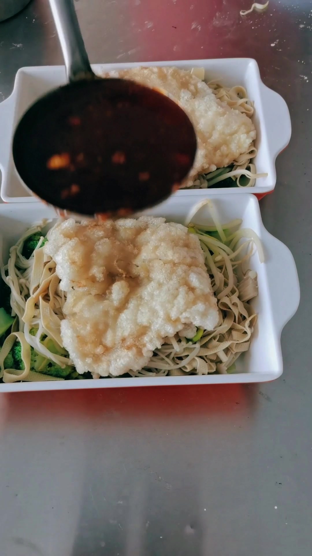 不需要任何加盟费,就可以学到正宗的无骨烤鱼拌饭