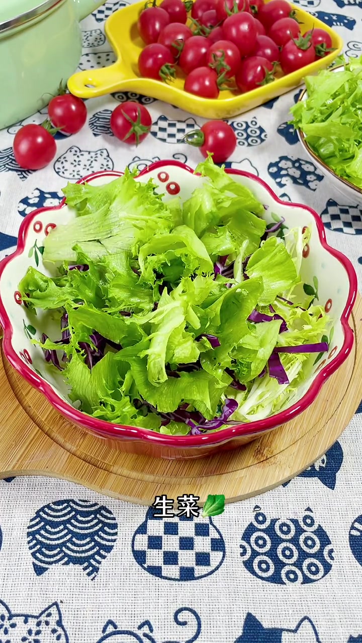 这个蔬菜沙拉特别好吃,做法又简单,吃了还不长肉!