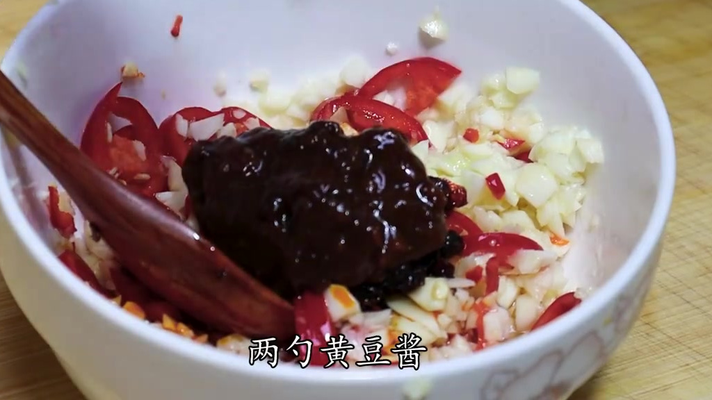 凉拌黄瓜为什么那么好吃?原来做法这么简单 饭店的凉拌黄瓜为什么那么好吃?原来做法这么简单,