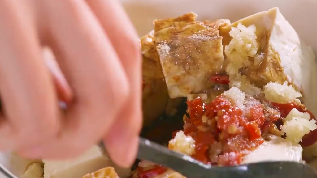 天热了不少朋友又进入了一年一度的减肥期,今天就来帮大家更新一下食谱,好吃,简单,方便,不寡