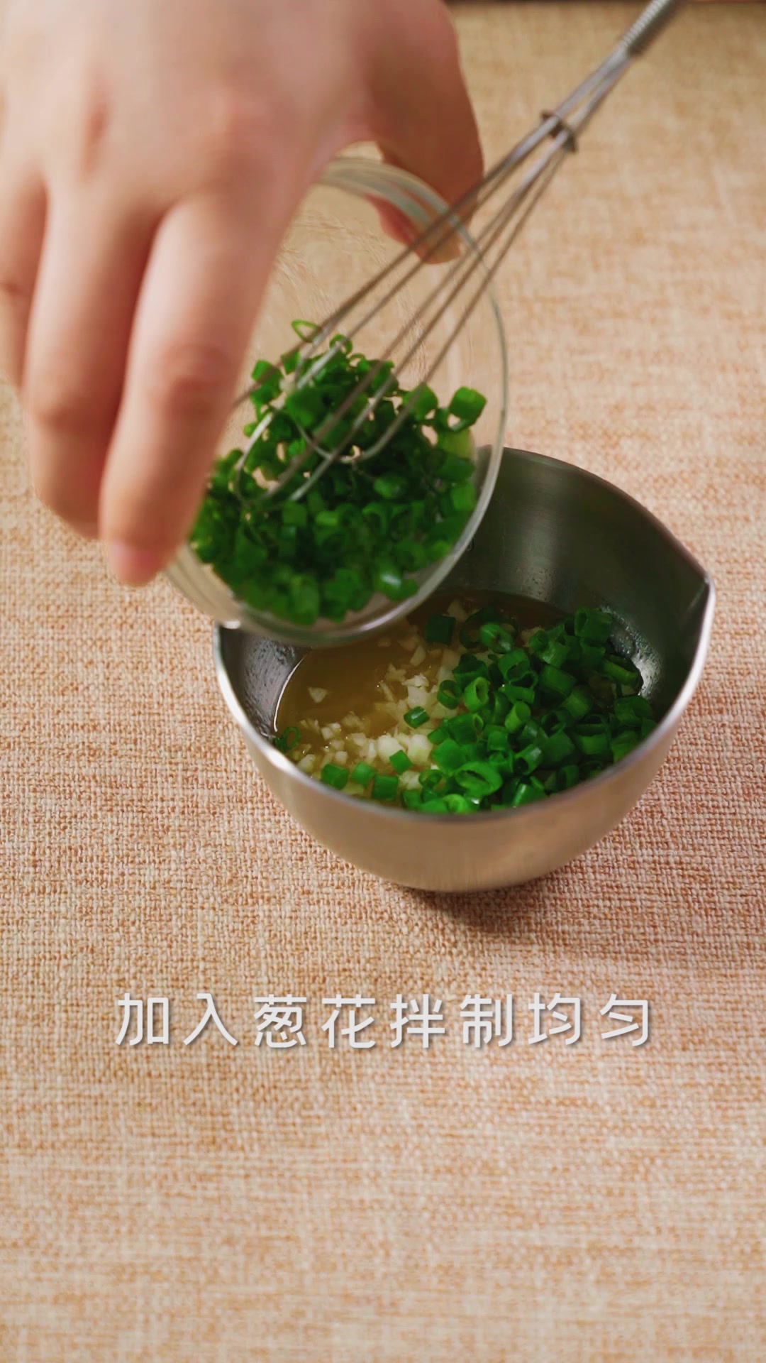 蒸烤一体机制作的蒜香黄油吐司片,酥脆浓香,后悔买晚了
