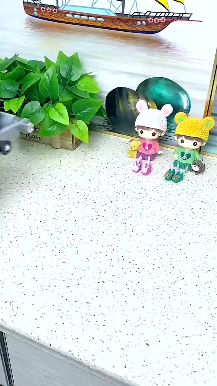 来领居家做客,看到她切菜的机器,怪不得都说她会过日子