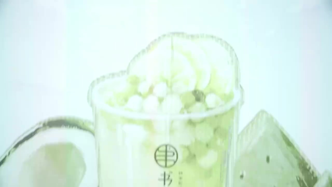 最适合夏天喝的饮品非芝士多肉葡萄莫属~浓香葡萄配上绵密的芝士奶盖,好喝到分分钟空杯!正好书