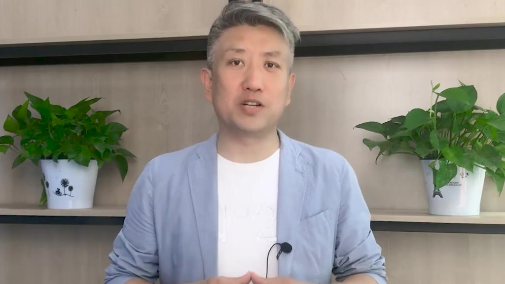 美MQ25首秀空中加油,中国能造这种舰载无人加油机吗?