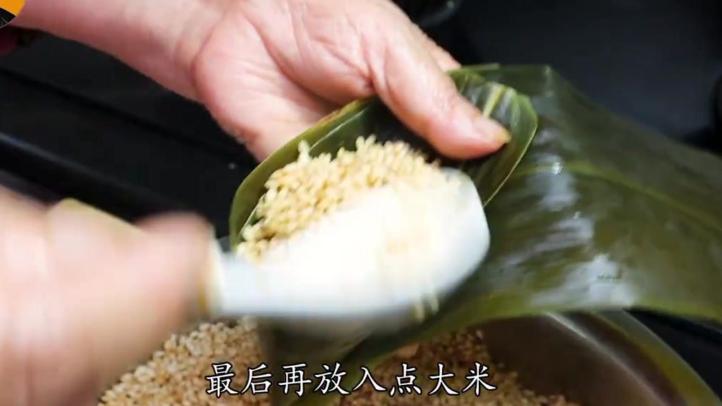 端午节快到了,手把手教你包咸蛋黄肉粽 端午节快到了,手把手教你包咸蛋黄肉粽,软糯鲜香,出锅