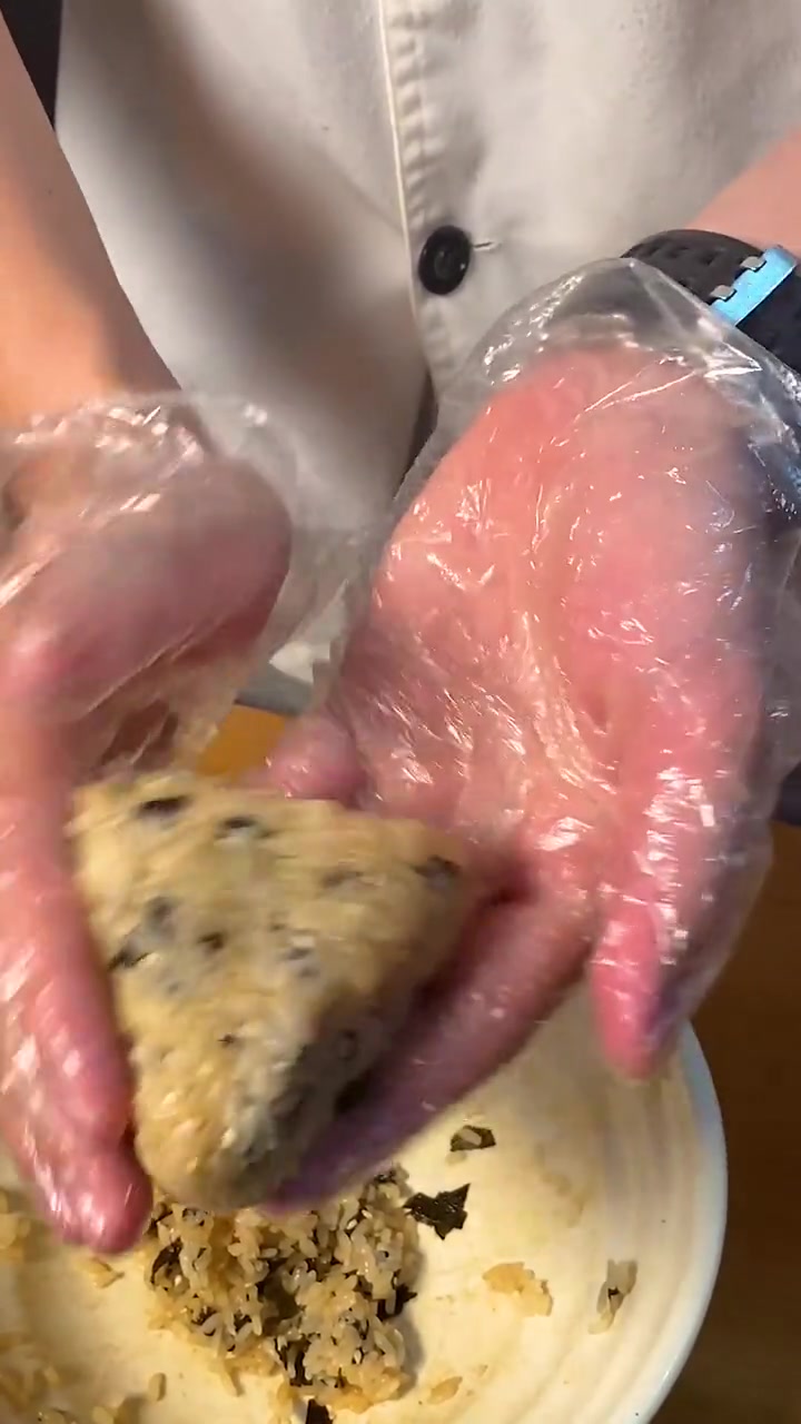 教你做一款会拉丝的饭团,按我的配方做出来不仅好吃,颜值也高