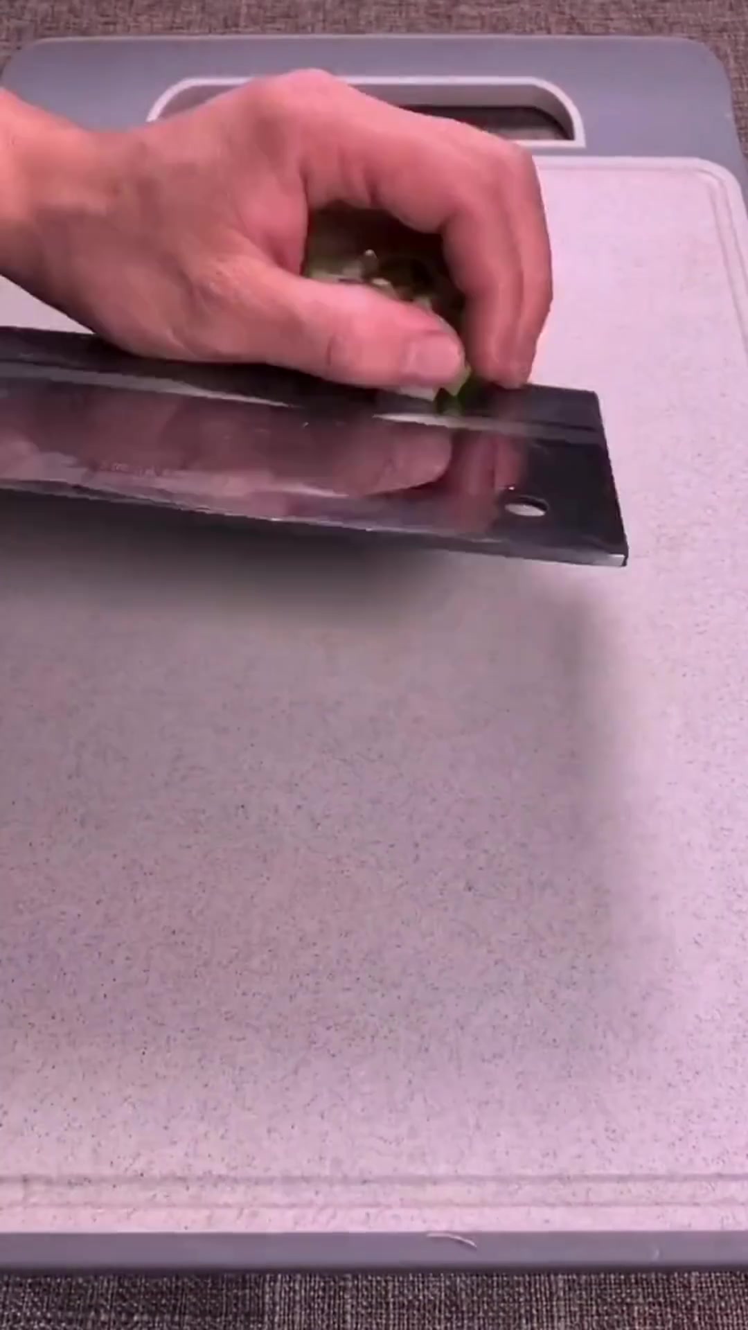 教你制作家常焖小鱼