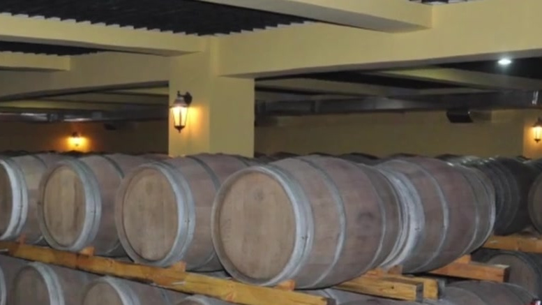 【茅台葡萄酒一盒3299元,茅台葡萄酒拟3到4年A股上市】6月26日,据“茅台时空”消息,