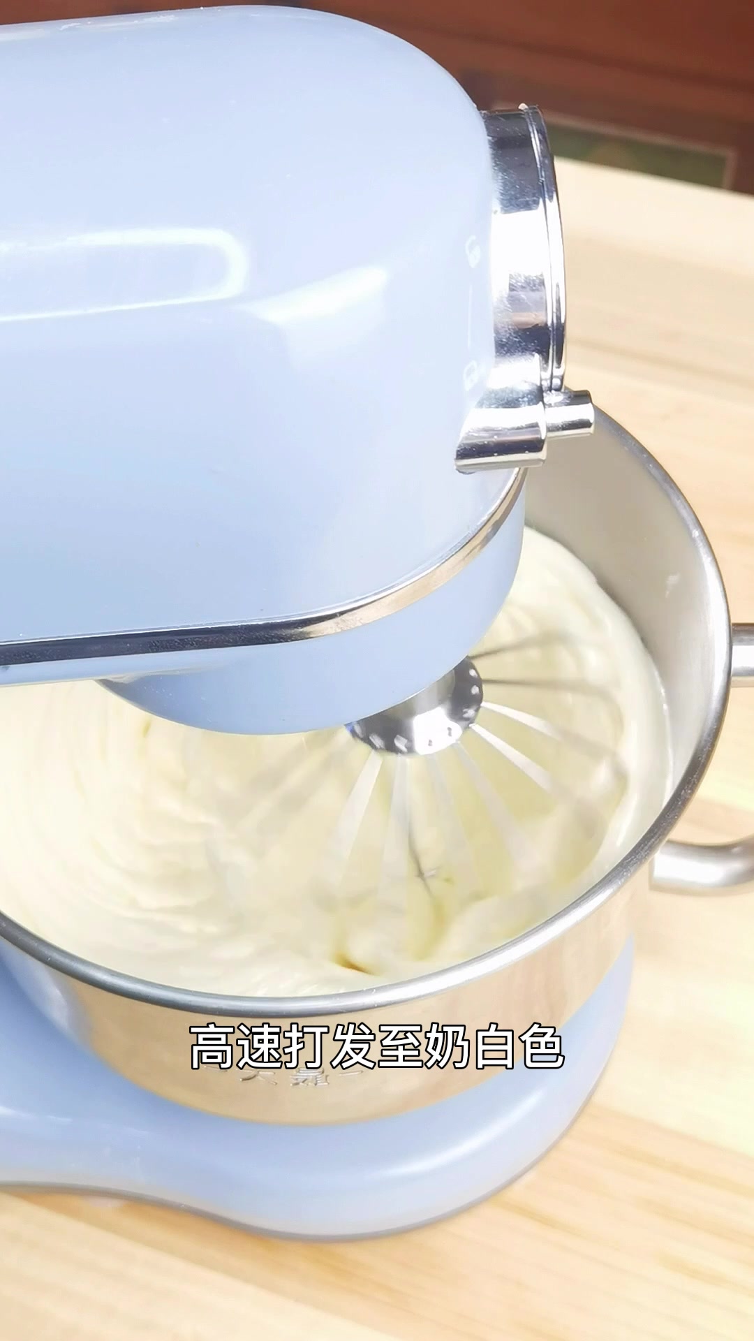 小时候味道,无水无油老式脆皮蛋糕。