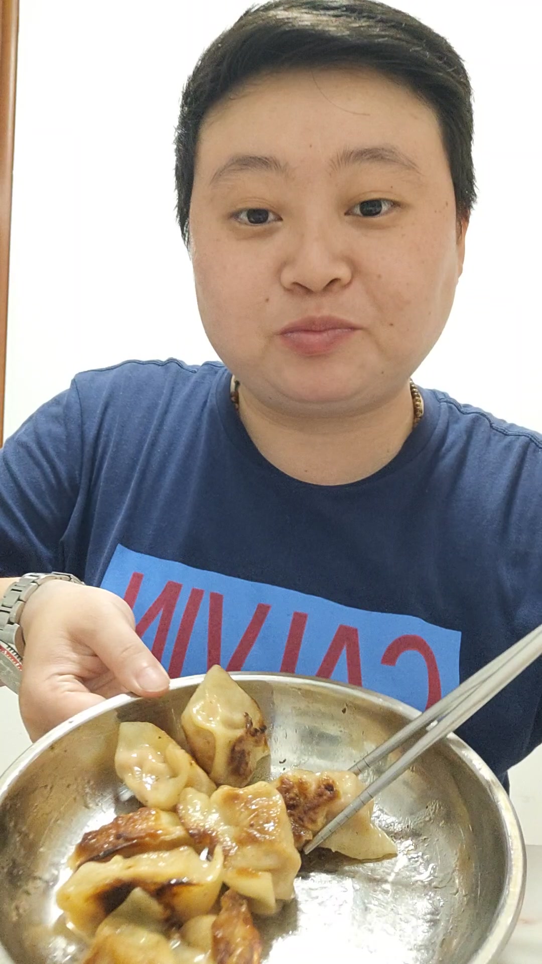香喷喷美味煎饺,吃完20个之后发生了什么