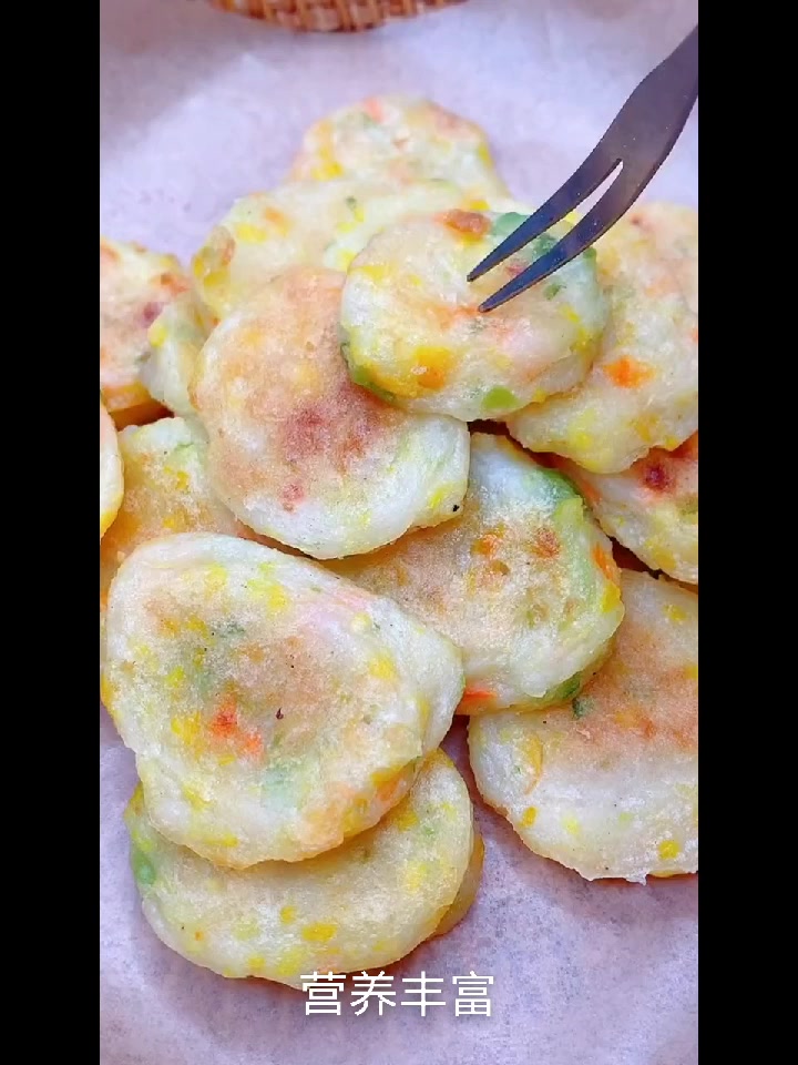 蔬菜鱼肉饼。营养又好吃