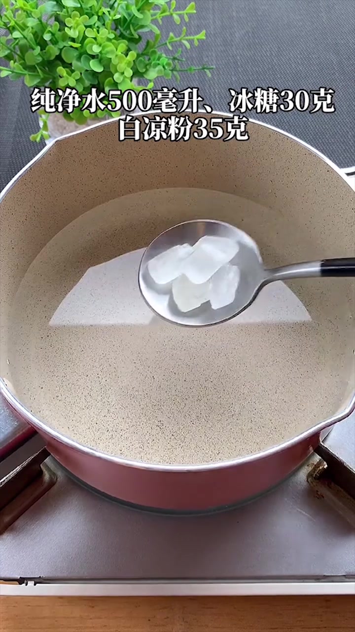 在家就能做水果蛋糕,好吃又好玩,还能补充水果的营养