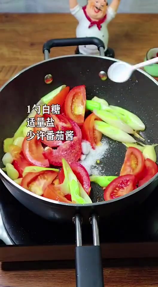 在家尽量别吃红油火锅,那就试试【自制清汤火锅汤底】吧!中餐晚餐都可以,比店里的还好吃,美食