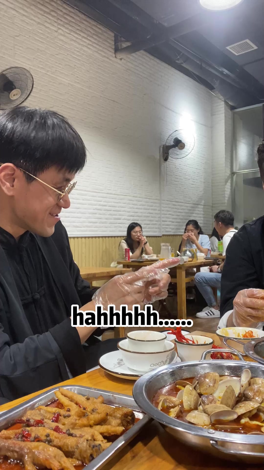 老外不吃鸡爪,老外鄙视老外,这是什么操作