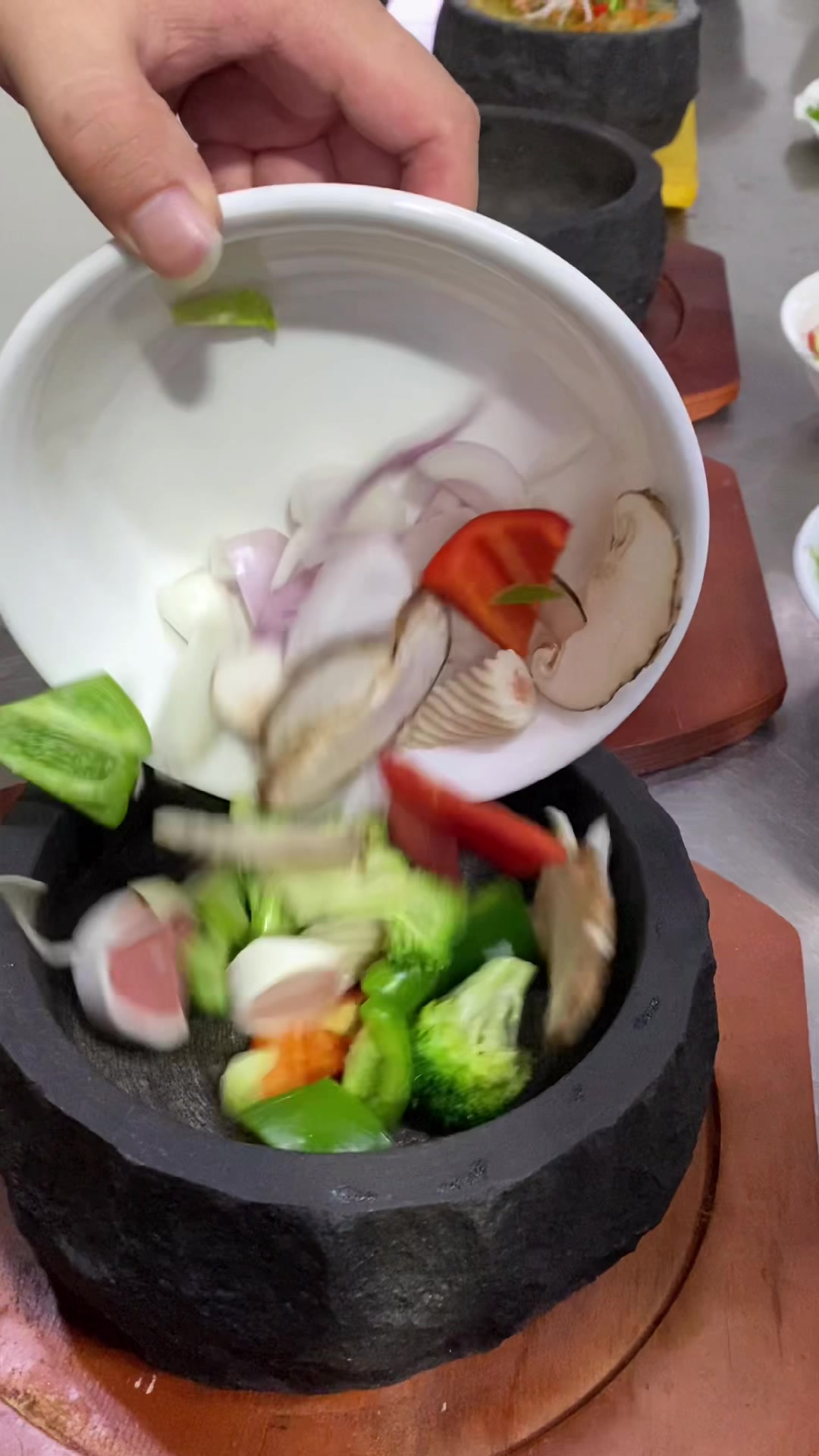 15一份的泡泡鸡米饭管撑你爱了吗?