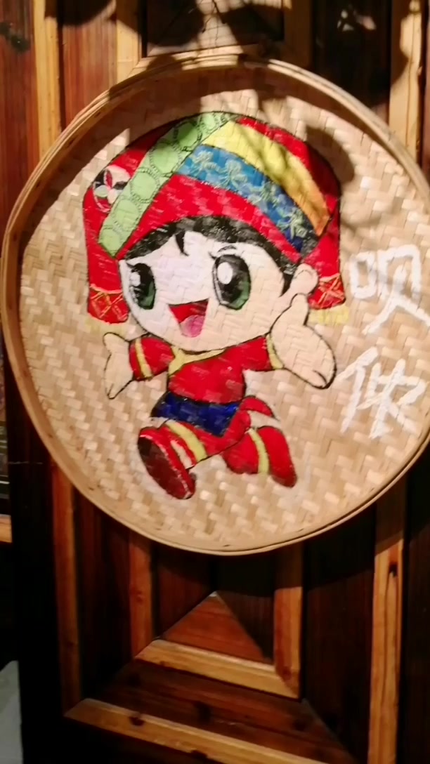 一碗油茶敬亲人!在甘家界牌柠檬鸭东葛店,美女服务员请你喝油茶