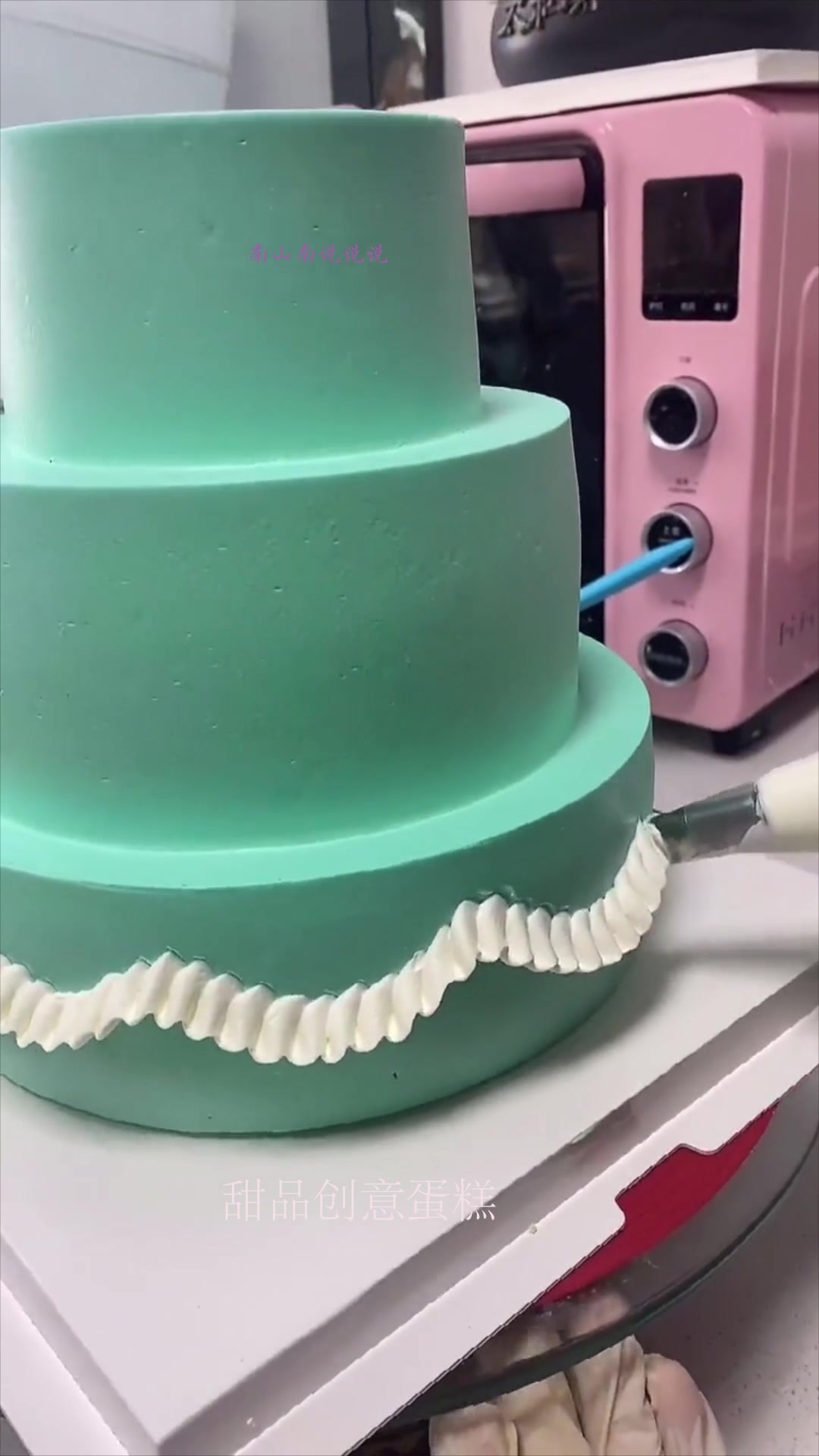 见识一下,真正的公主蛋糕,成品那一瞬间简直太完美了!