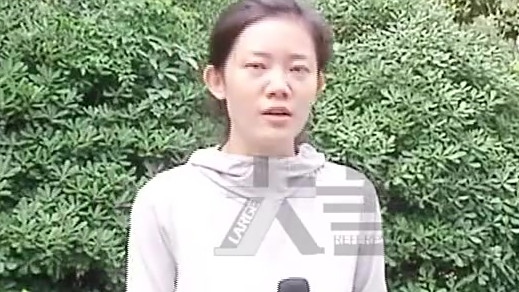 【女子被鱼刺扎破后浑身长满疙瘩】在河南省人民医院见到陈女士时,她身上的疙瘩遍全身,令她没想