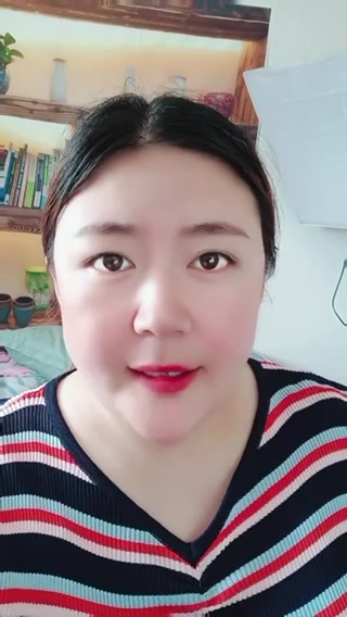 小鸡的脚印像什么