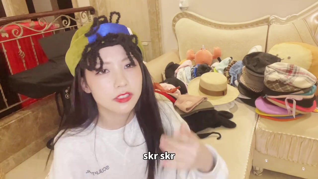 敲黑板!帽子分享大会开始啦~跟大家分享一下为什么我那么喜欢戴帽子还有帽子如何避雷和挑选!