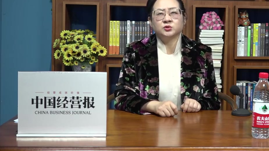【虾黄or虾屎,小龙虾虾头里究竟是啥?很多人一直都错了】最近,“小龙虾头千万别吃”的话题最