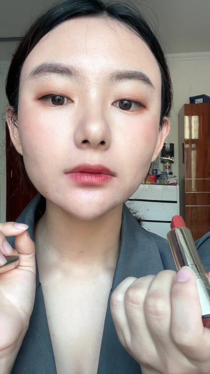 分享一支孕期经常用的口红,超nice,心水????#沉浸式口红试色# 