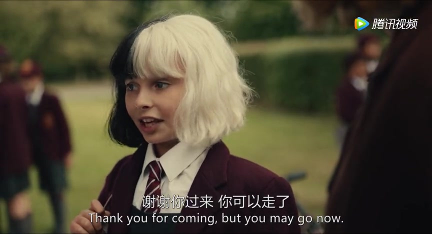 迪士尼新片#黑白魔女库伊拉#  今日首播!凭借《爱乐之城》获得奥斯卡影后的“石头姐”艾玛斯