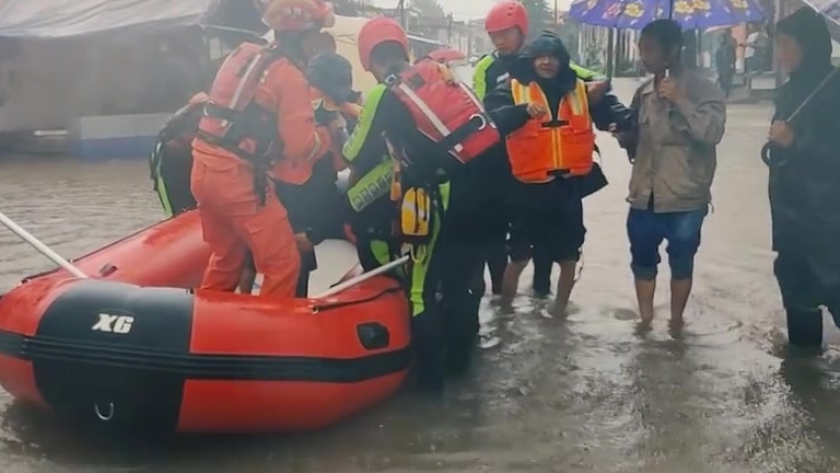 【256秒看最坚强的河南】有一种感动叫风“豫”同舟,有一种坚强叫愈挫“豫”勇,有一种温暖叫