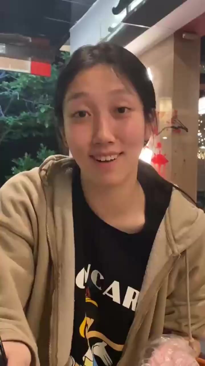 贺姐首创老北京羊肉春卷?