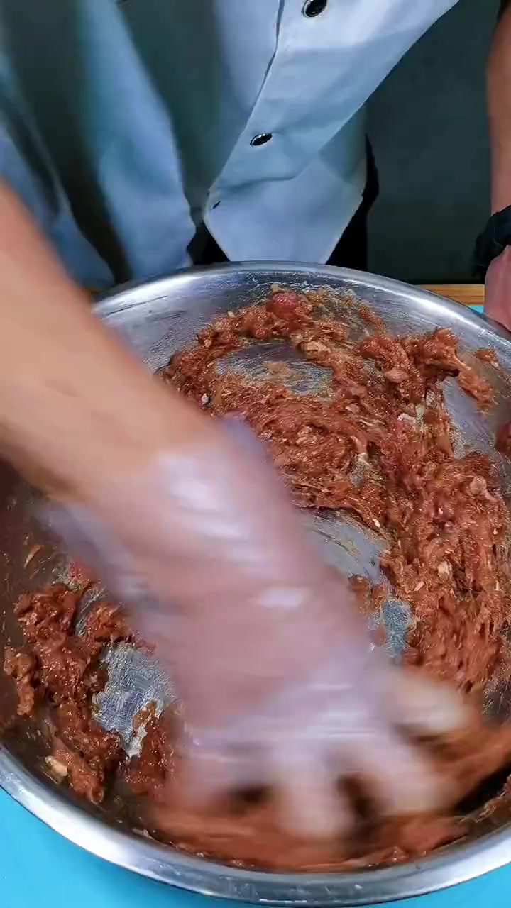 猪肉芹菜水饺馅的完美做法是这样的