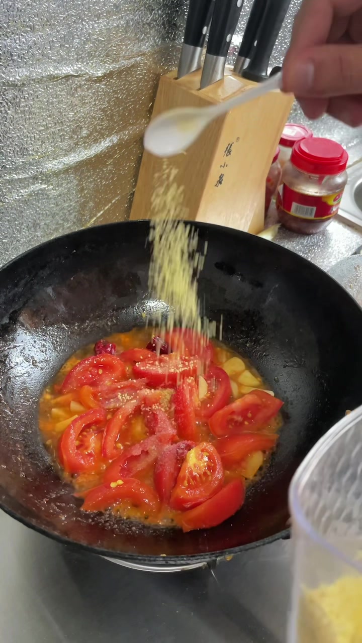 西红柿鸡蛋面做法