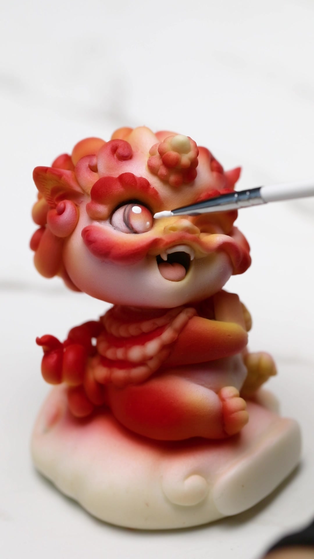 看中国传统醒狮是如何变身激萌小可爱翻糖蛋糕的呢?