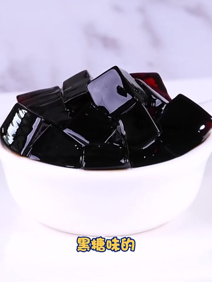 寒天水晶冻真是个好东西啊,我最喜欢蓝柑味的,因为又好看又好吃