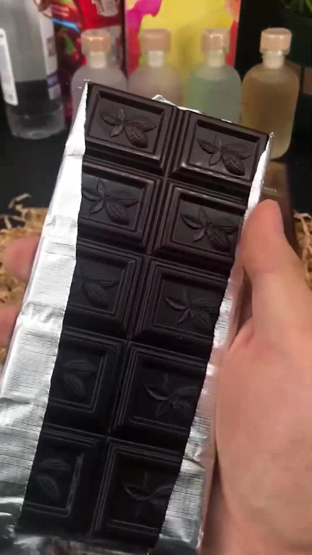 俄罗斯的巧克力很苦,却很受女孩欢迎,你们知道是为什么吗?